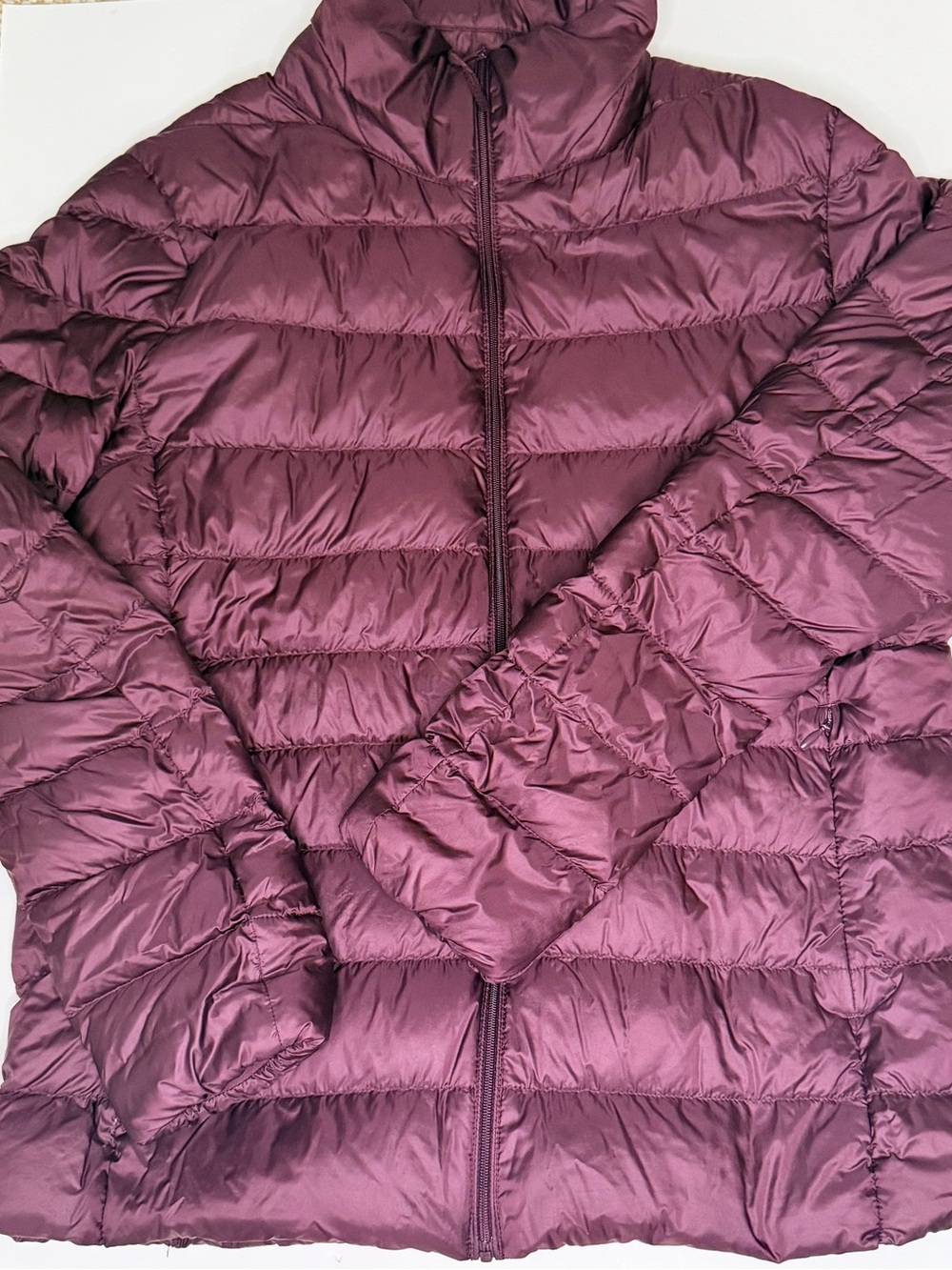 Uniqlo Quilted Puffer Jacket - Plum ultra light down size large